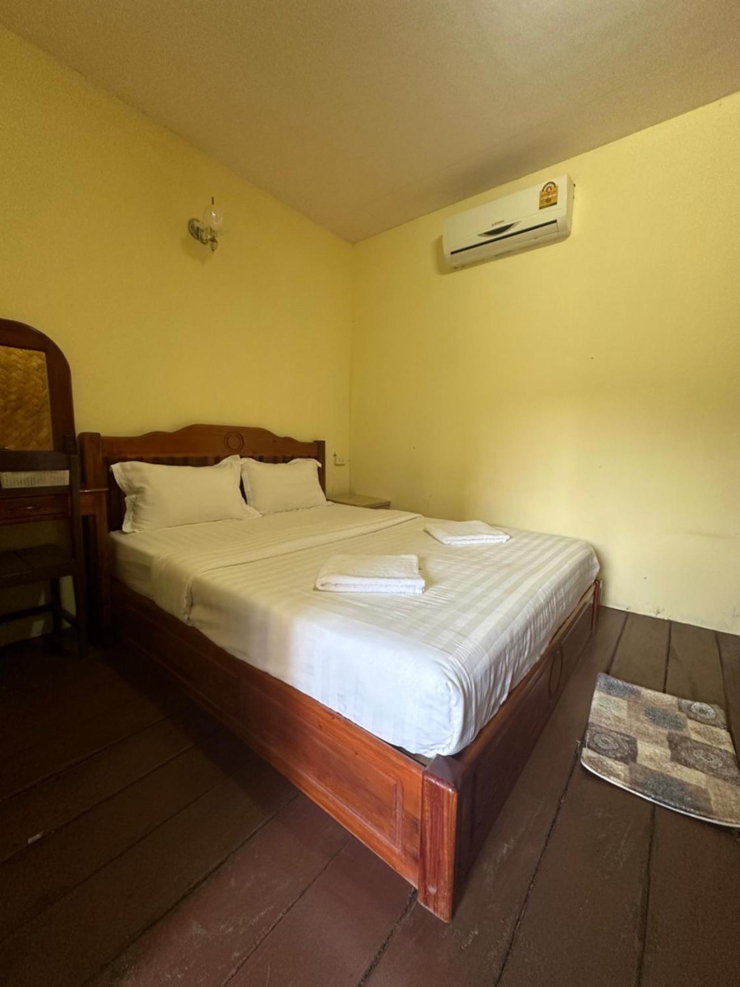 Bungalow Vang Vieng Buitenkant foto
