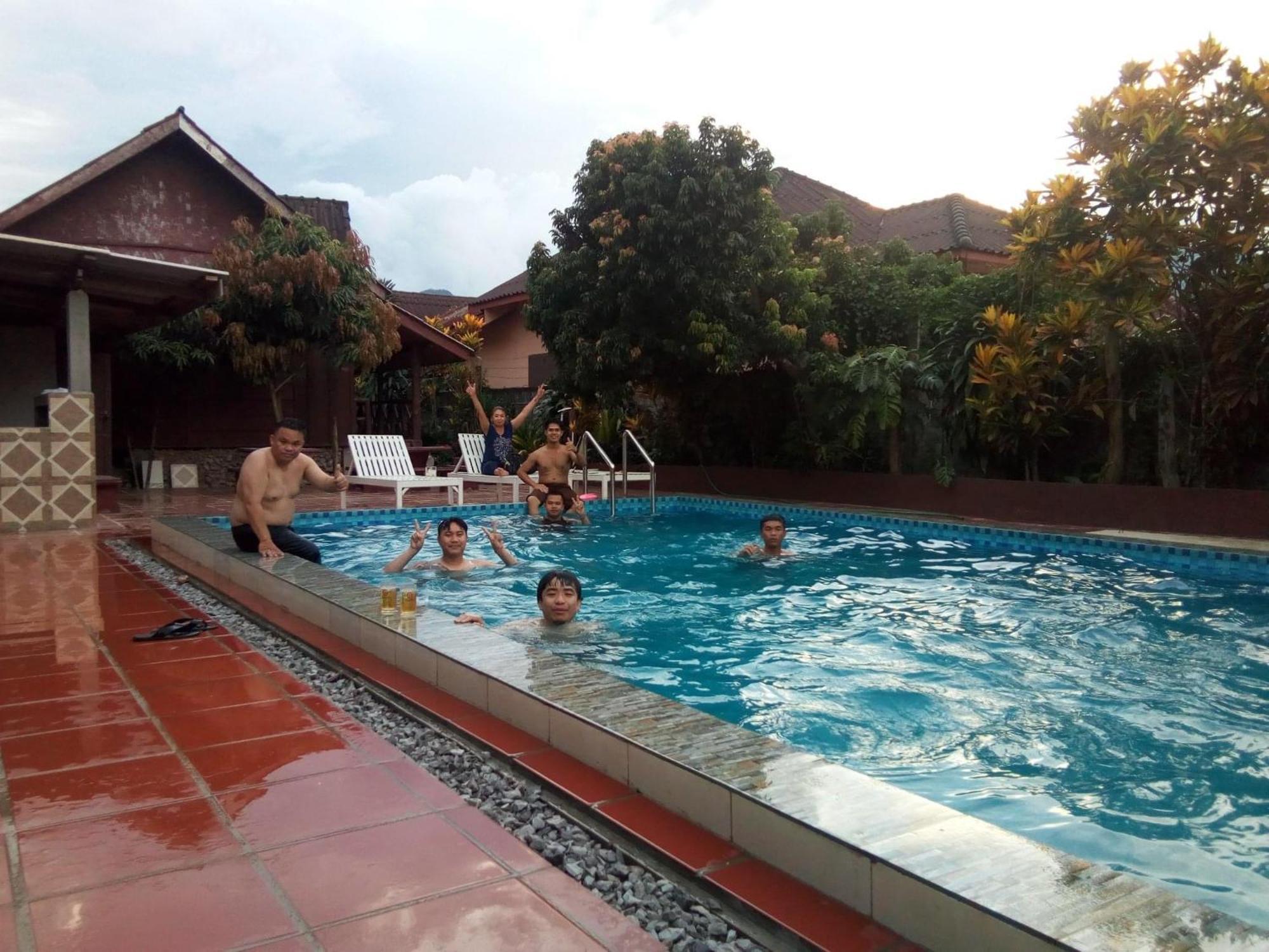 Bungalow Vang Vieng Buitenkant foto
