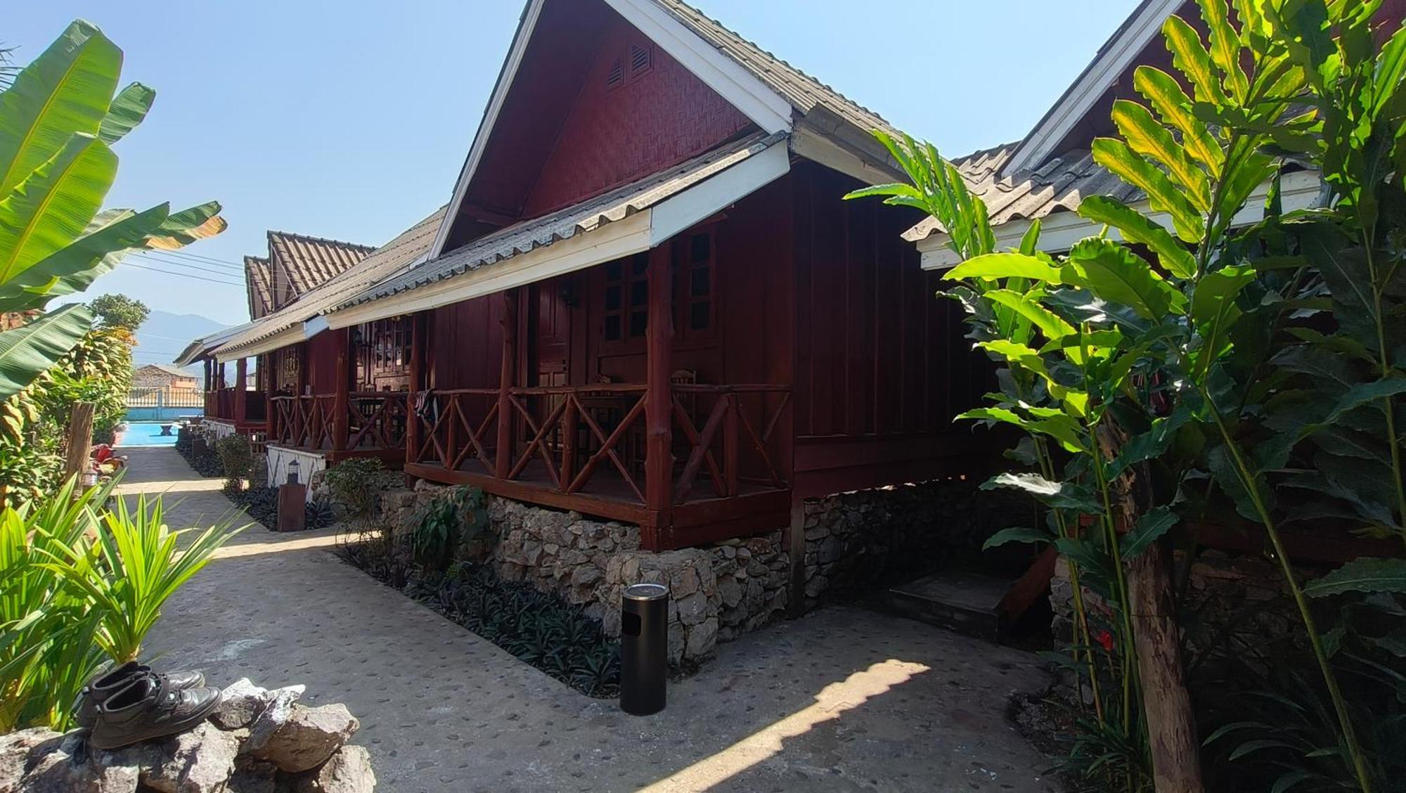 Bungalow Vang Vieng Buitenkant foto