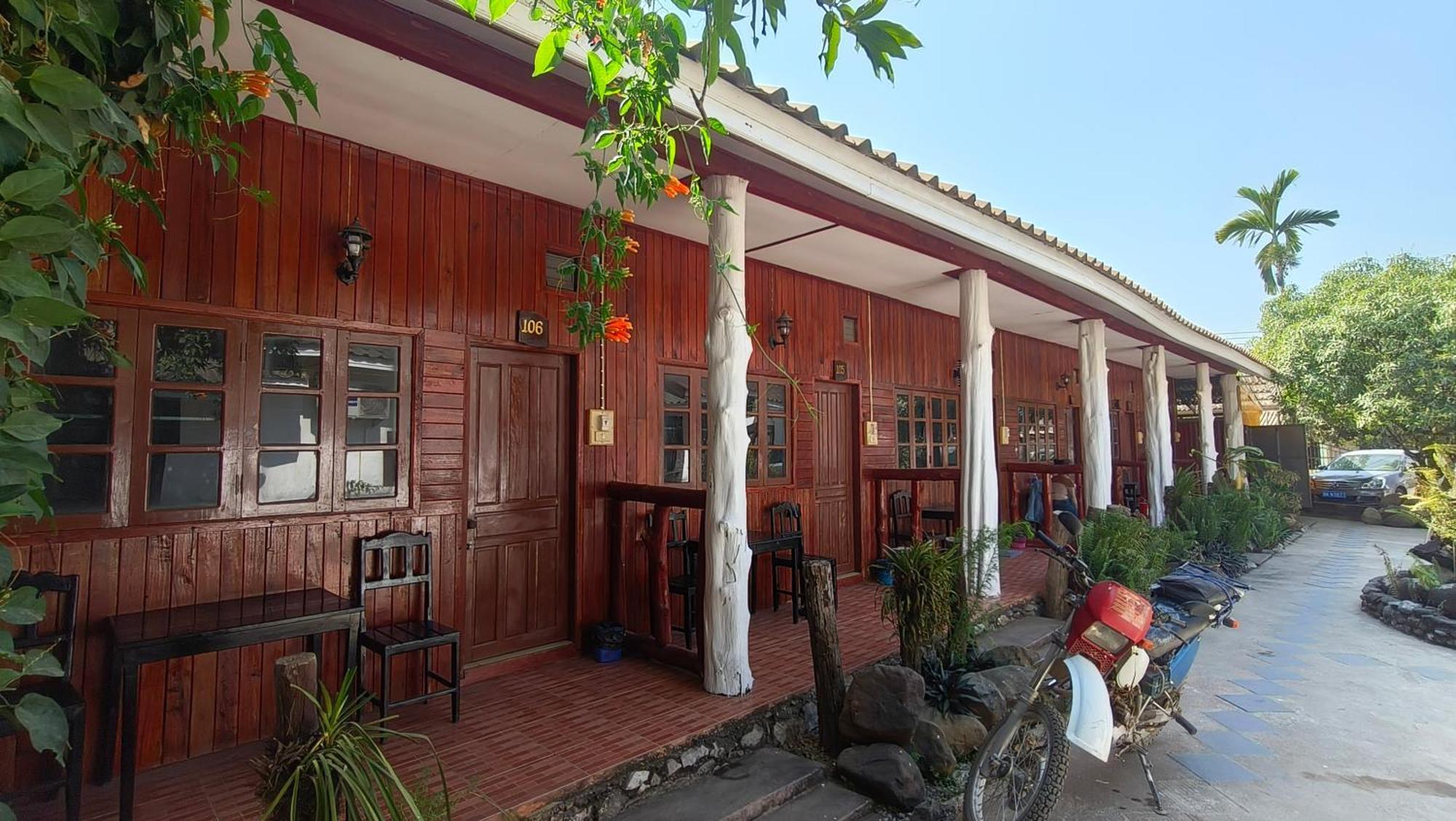 Bungalow Vang Vieng Buitenkant foto